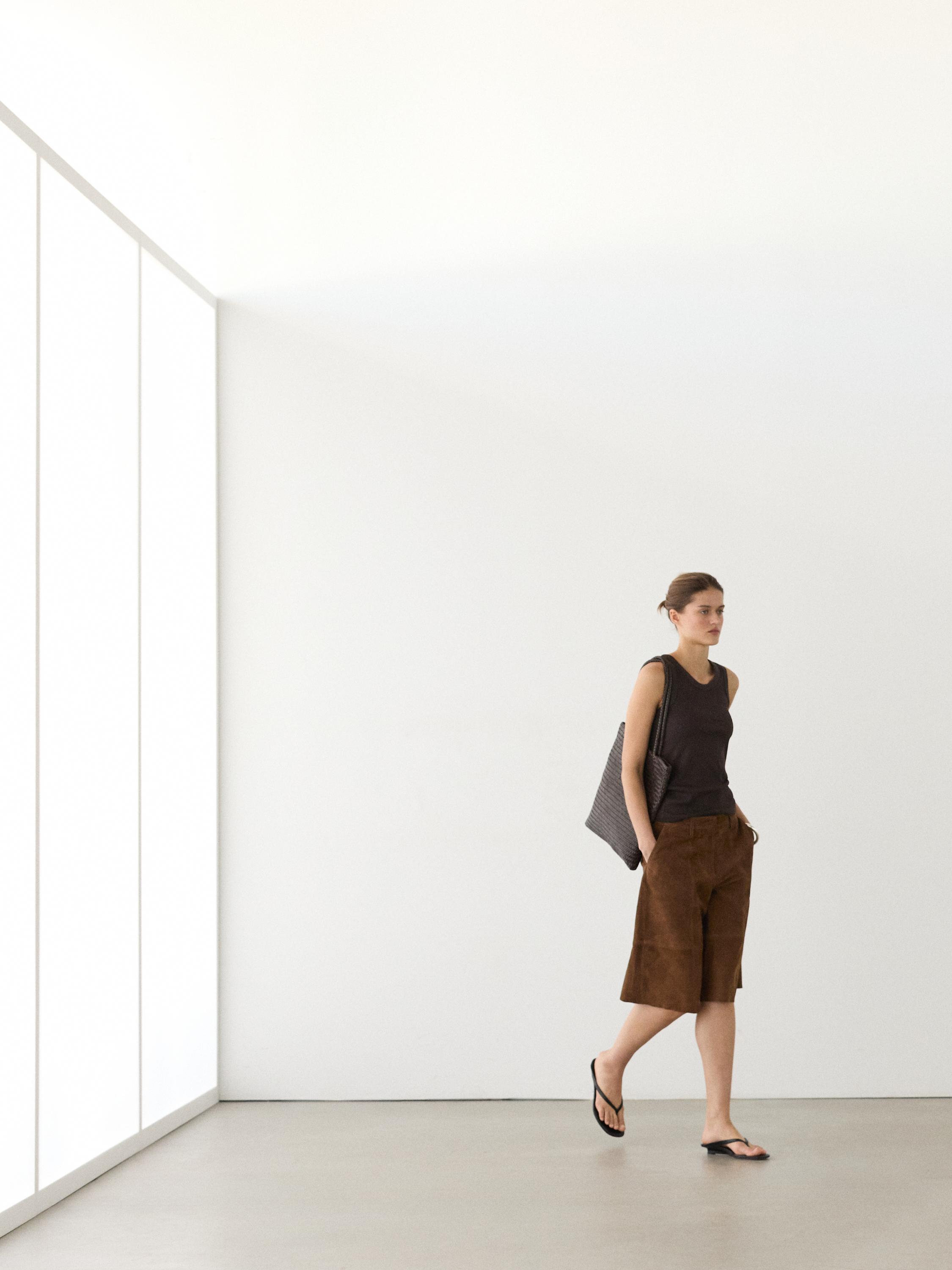 Long suede leather Bermuda shorts